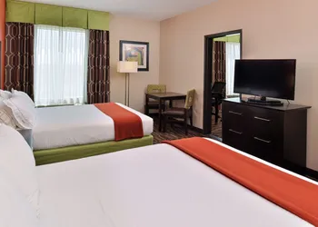 Holiday Inn Express Hotel & Suites Alva by IHG hotel thumbnail 4