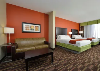 Holiday Inn Express Hotel & Suites Alva by IHG hotel thumbnail 5