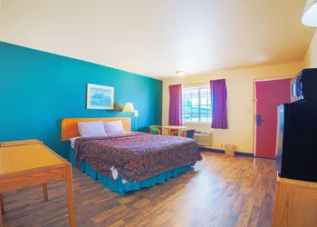 Holiday Motel Lordsburg I-10 hotel thumbnail 8