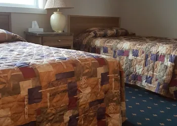 Shorebird Inn hotel thumbnail 6