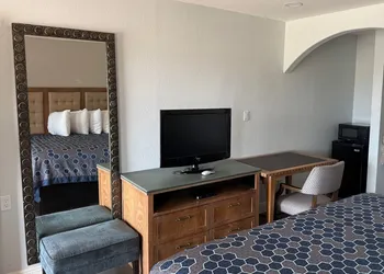 Western Inn hotel thumbnail 3