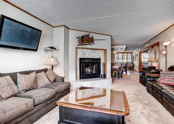 Evergreen Condominiums by Vail Resorts hotel thumbnail 6