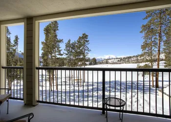 Evergreen Condominiums by Vail Resorts hotel thumbnail 7
