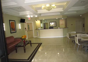 Red Carpet Inn And Suites Monmouth Jtc hotel thumbnail 3