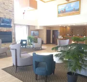 Comfort Suites Farmington hotel detail image 4