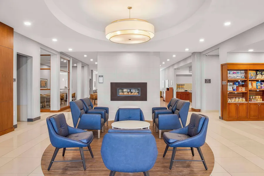 Homewood Suites by Hilton Winnipeg Airport-Polo Park, MB hotel detail image 2