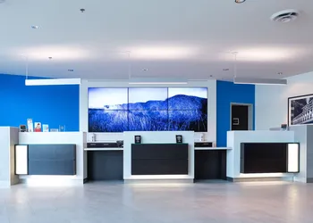 The Grand Winnipeg Airport Hotel by Lakeview hotel thumbnail 3