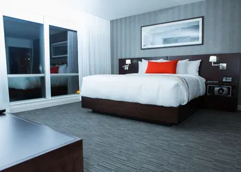 The Grand Winnipeg Airport Hotel by Lakeview hotel thumbnail 4