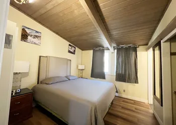 Studio 9 Big Bear hotel thumbnail 8