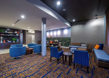 Courtyard Columbus hotel thumbnail 4