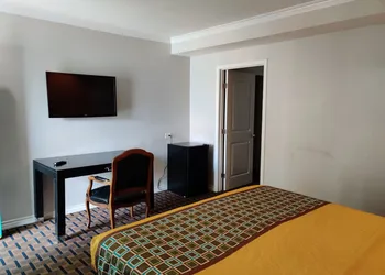 LYFE INN & SUITES by AGA - LAX Airport hotel thumbnail 8