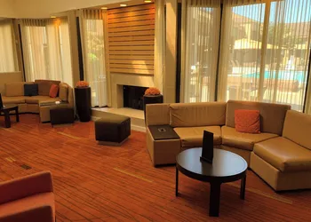 Courtyard by Marriott Columbus hotel thumbnail 2