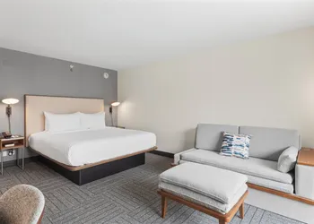 Courtyard by Marriott Columbus hotel thumbnail 5