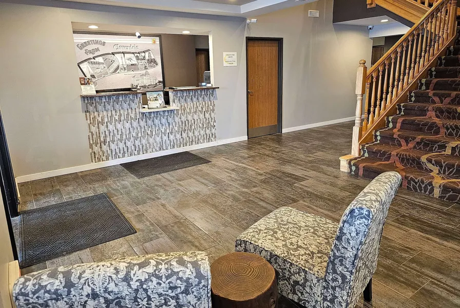 Super 8 by Wyndham Cloverdale IN hotel detail image 2