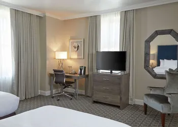Redmont Hotel Birmingham, Curio Collection by Hilton hotel thumbnail 8