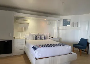 Casa Tropicana hotel thumbnail 7