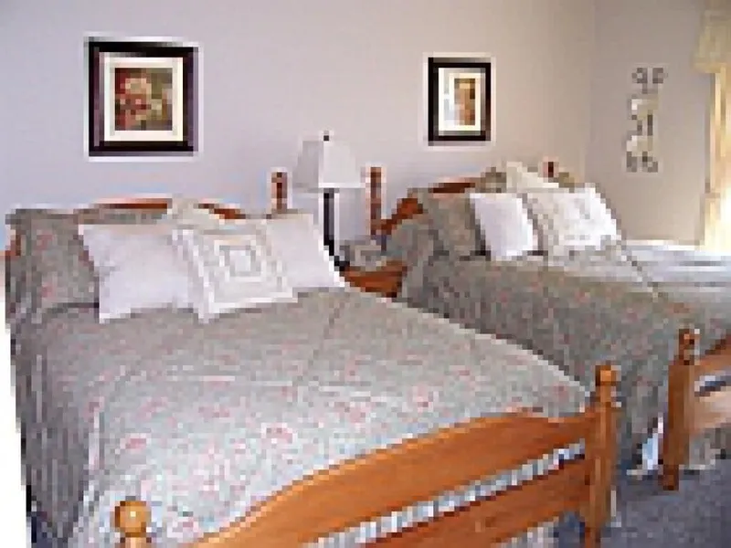 Camelot Restaurant & Inn hotel detail image 2