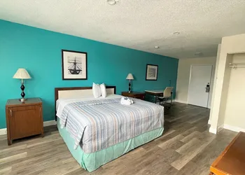 Apm Inn and Suite hotel thumbnail 7