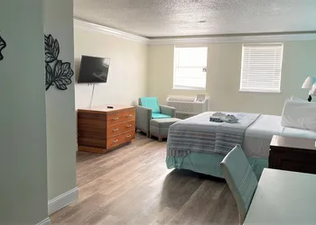 Apm Inn and Suite hotel thumbnail 8