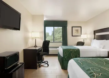 Baymont by Wyndham Glenwood hotel thumbnail 3