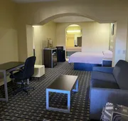 Redwood Suites hotel detail image 7