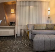 Courtyard by Marriott Winnipeg Airport hotel detail image 7