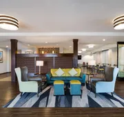Comfort Inn & Suites Victoria North hotel detail image 3