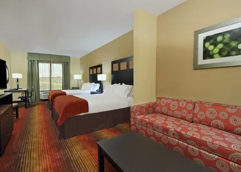 Holiday Inn Express & Suites Houston East - Baytown by IHG hotel thumbnail 2