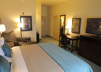 Little Missouri Inn & Suites hotel thumbnail 8