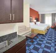 Holiday Inn Express Hotel & Suites Columbia Univ Area-Hwy 63 by IHG hotel detail image 7