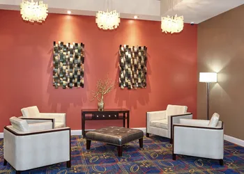 Holiday Inn Express Hotel & Suites Columbia Univ Area-Hwy 63 by IHG hotel thumbnail 2