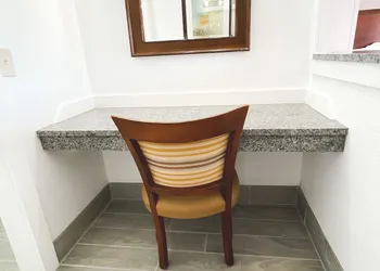Economy Inn hotel thumbnail 6