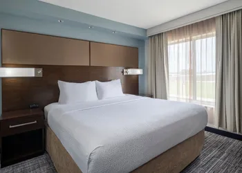 Residence Inn Bloomington hotel thumbnail 7