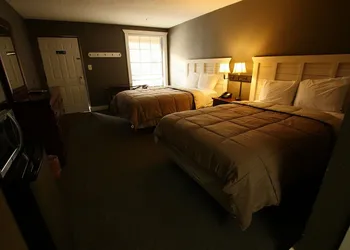 Skyline Lodge hotel thumbnail 4