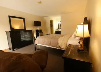 Skyline Lodge hotel thumbnail 7