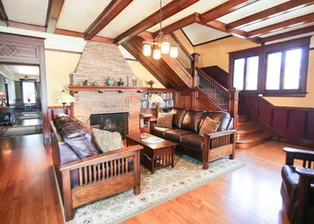 Iron Horse Inn hotel thumbnail 3