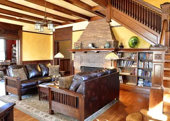 Iron Horse Inn hotel thumbnail 4