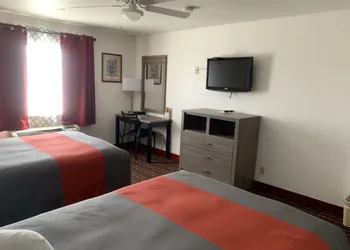 Guest House Inn hotel thumbnail 4