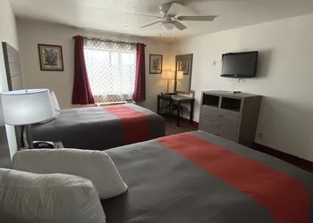 Guest House Inn hotel thumbnail 6