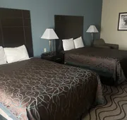 La Plaza Inn & Suites hotel detail image 5