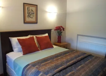 Campbell River Lodge by Riverside hotel thumbnail 3