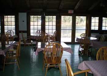 Campbell River Lodge by Riverside hotel thumbnail 7