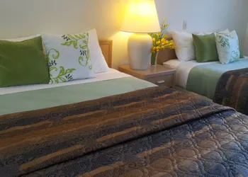 Campbell River Lodge by Riverside hotel thumbnail 8