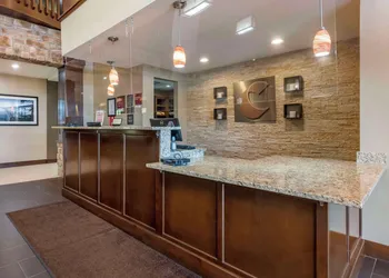 Comfort Suites Bridgeport - Clarksburg hotel thumbnail 2
