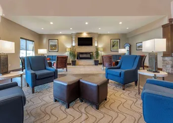 Comfort Suites Bridgeport - Clarksburg hotel thumbnail 3