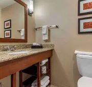 Comfort Suites Bridgeport - Clarksburg hotel detail image 5