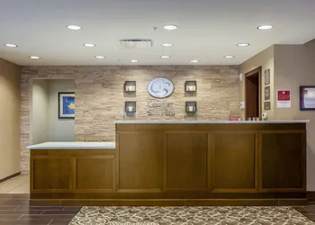 Comfort Suites Youngstown North hotel thumbnail 4