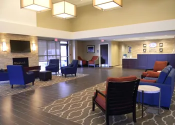 Comfort Suites Youngstown North hotel thumbnail 7
