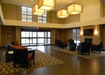 Comfort Suites Youngstown North hotel thumbnail 8