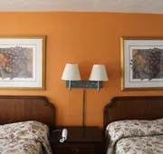 Sherman Inn hotel detail image 4